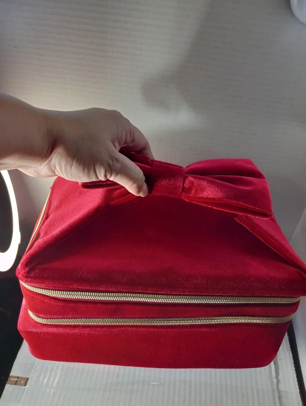 Vintage Estée Lauder Red Bow Velvet Soft 2 Zippered Layers Makeup Case TravelBag